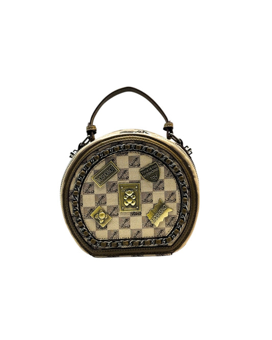 Laxuria Vintage Vault